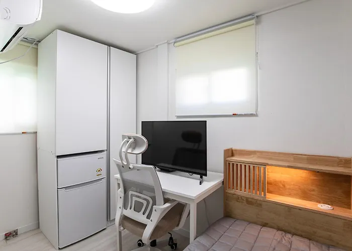 Albergue Forest *
