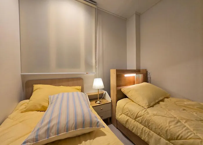 Forest Albergue Seul